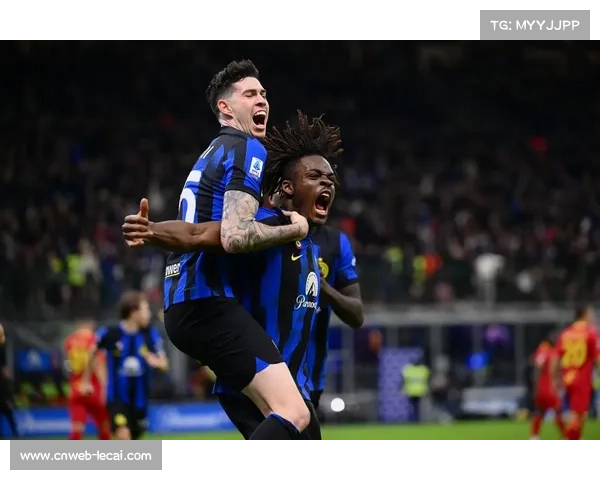 奇克补射破门首开记录，AC米兰半场2-0锁定胜局